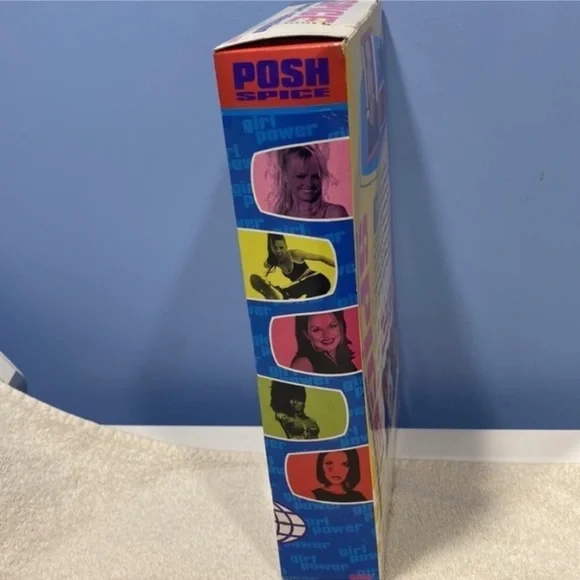 Posh Spice - Picture 4 of 10